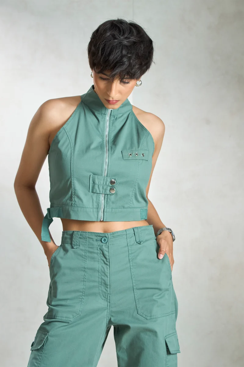 Livia|Cotton Stretch Seamed Buckle Zip Top