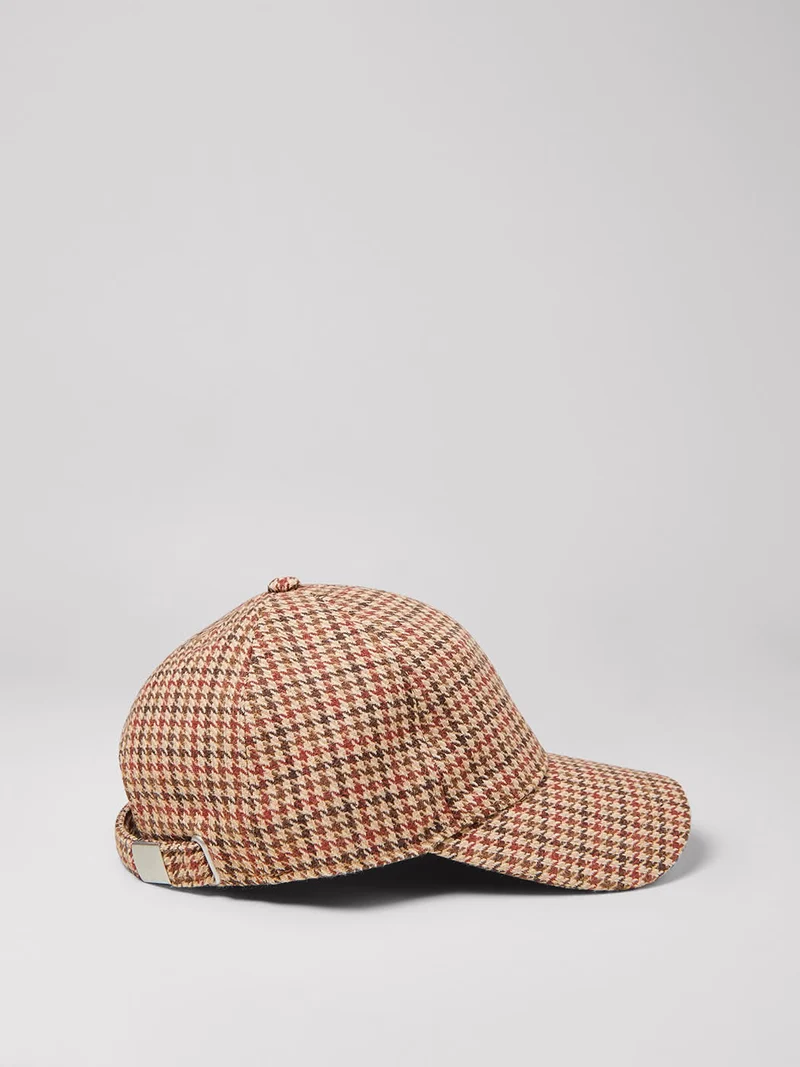 Casquette baseball à carreaux