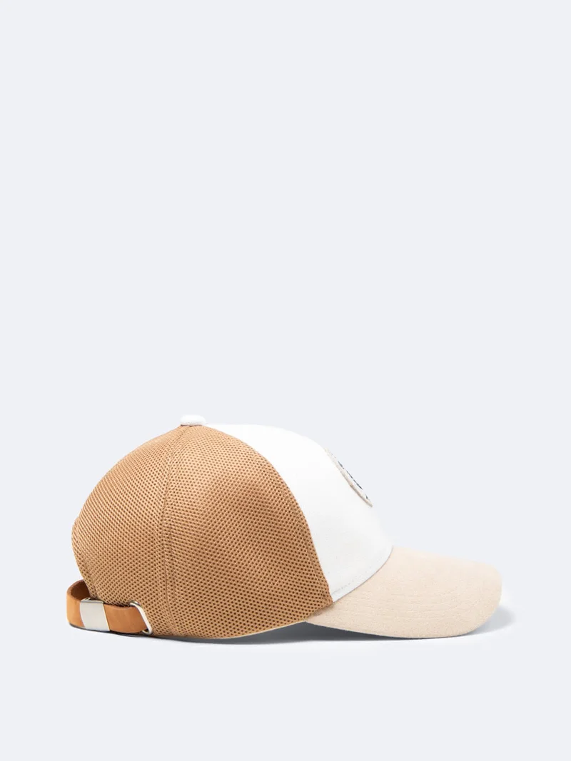 Casquette brodé en coton mélangé