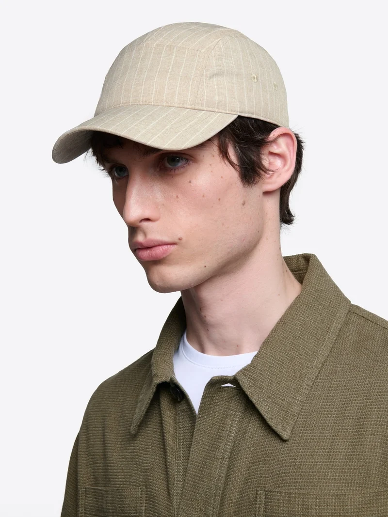 Casquette baseball à rayures