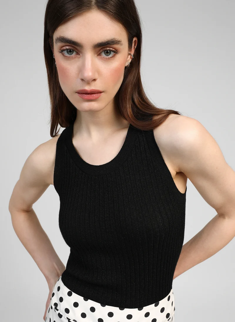 TOP LAYA noir