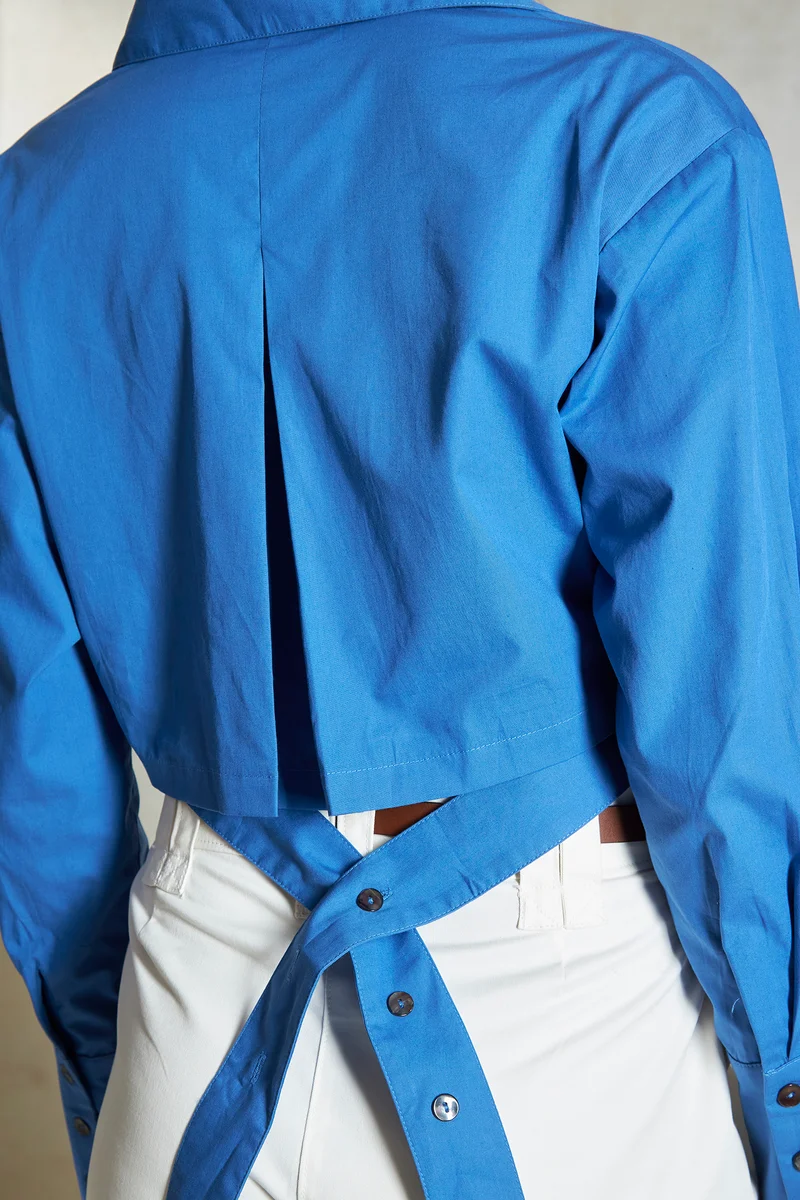 Carly|100% Cotton Cropped Back Tie-Up Waist Shirt