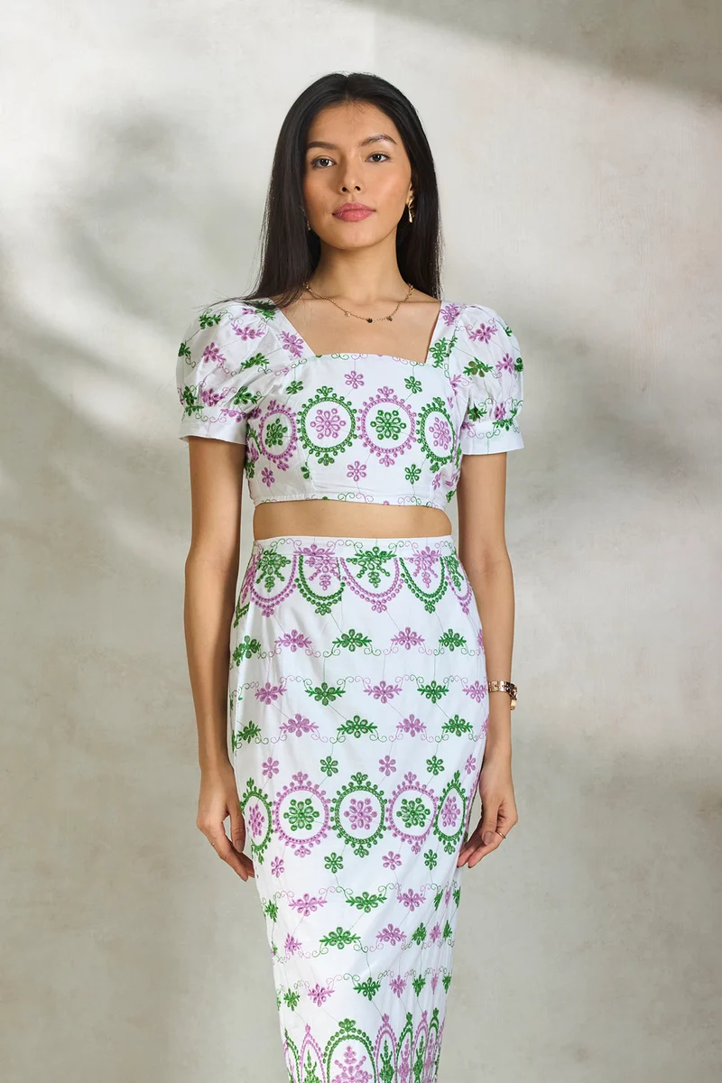 Bryony Top|100% Cotton Schiffli Crop Top With Puff Sleeves