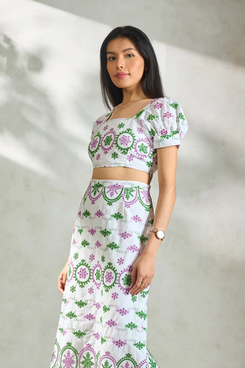 Bryony Top|100% Cotton Schiffli Crop Top With Puff Sleeves