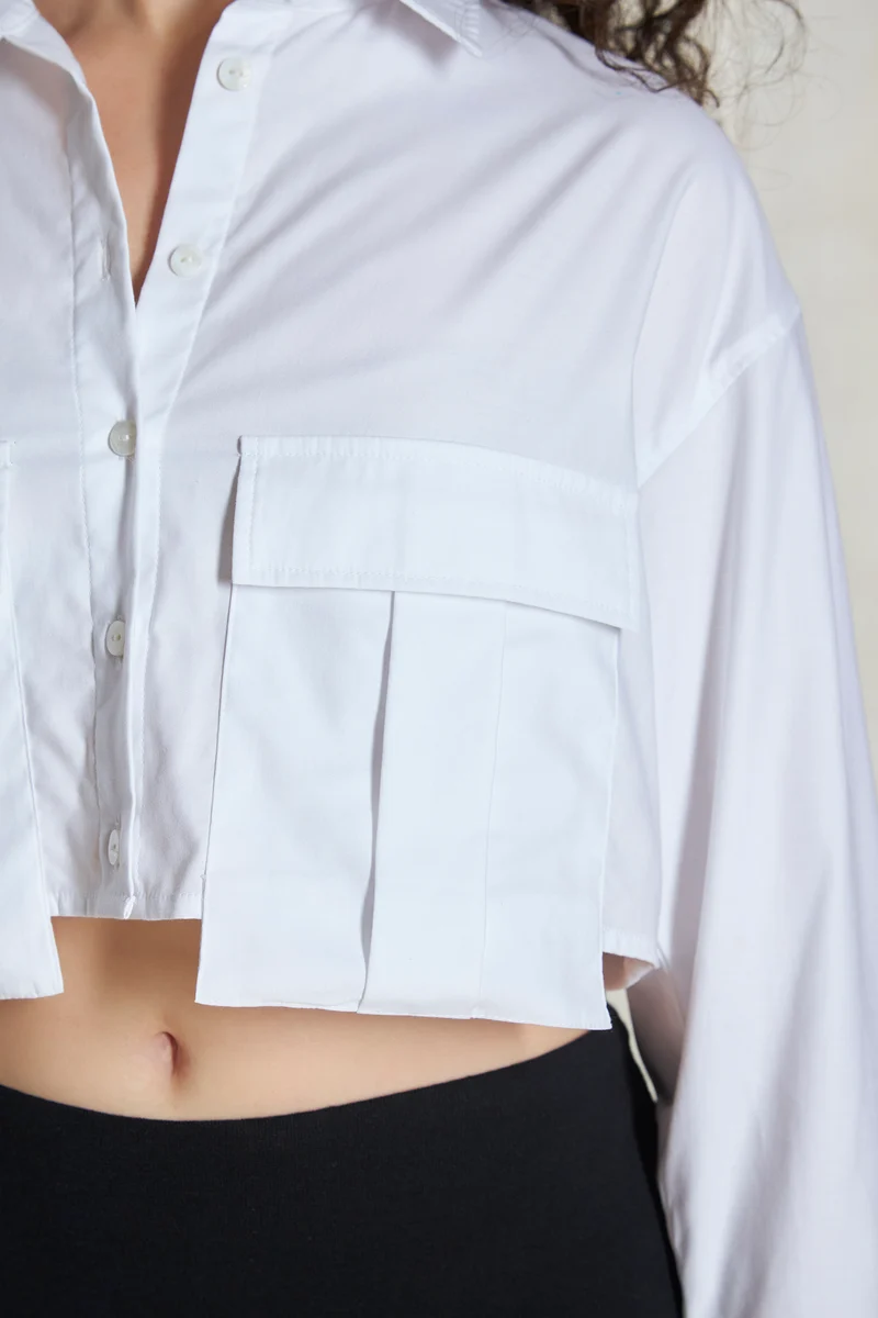 Joana|100% Cotton Crop Shirt With Cargo Pockets