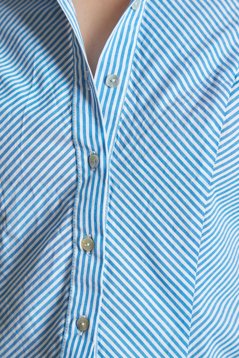 Lizzy|100% Cotton Panelled Striped Shirt