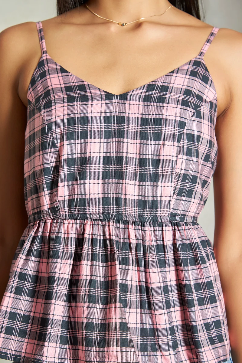 Sandy Top|100% Cotton Peplum Vneck Fitted Waist Top