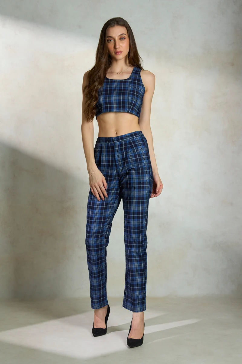 Lucy Top|100% Cotton Fitted Back Tieup Crop Top