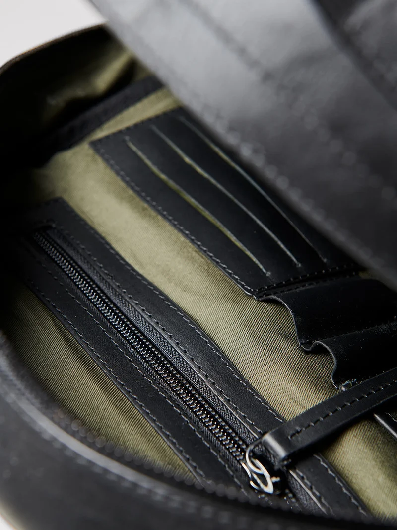 Sac à dos en cuir uni