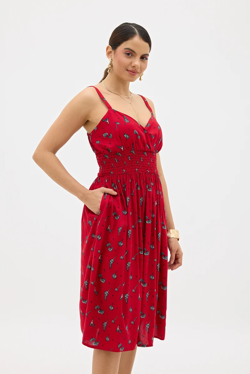 Amelia|100% Viscose Floral Print Smocked Midi Dress