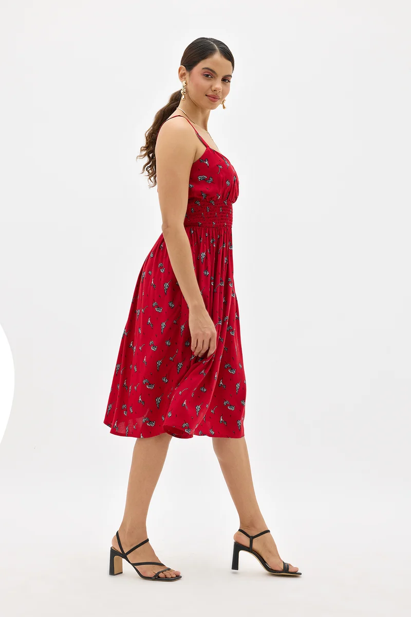 Amelia|100% Viscose Floral Print Smocked Midi Dress