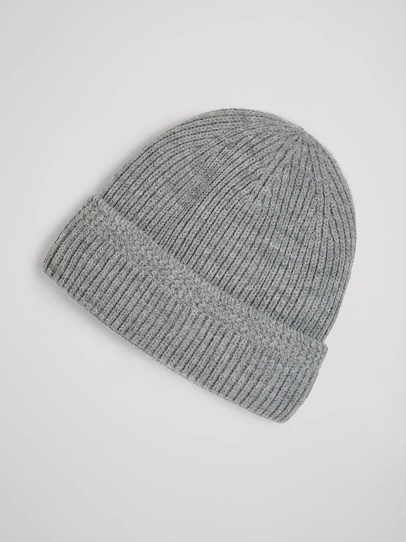 Bonnet en maille côtelé