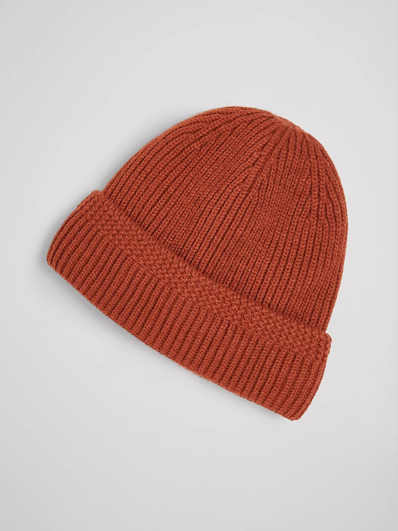 Bonnet en maille côtelé
