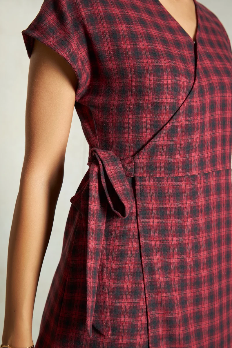 Amira|100% Cotton Red Checked Wrap Midi Dress