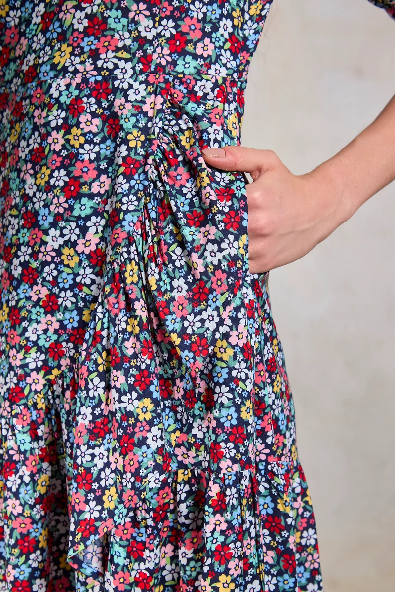 Alaya|100% Viscose Black Floral Frill A-Line Dress