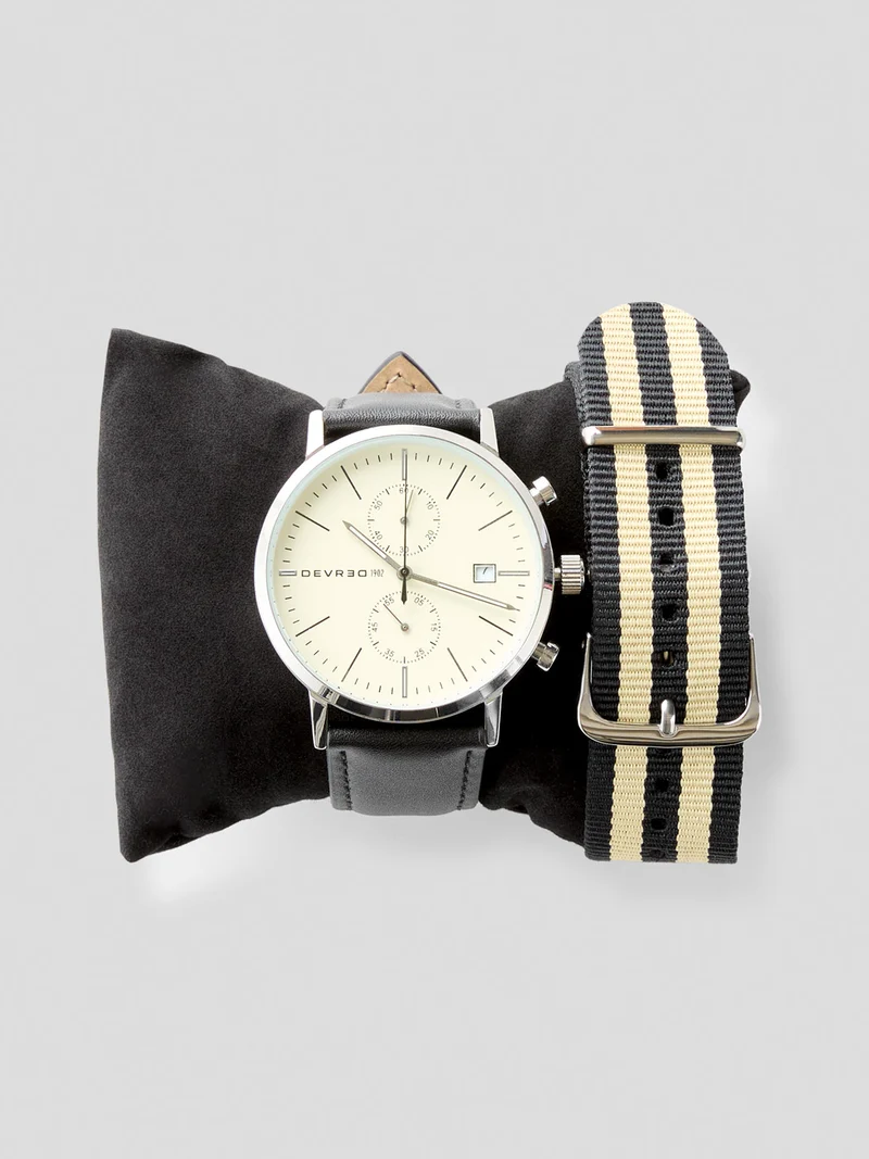 Montre à bracelets interchangeables