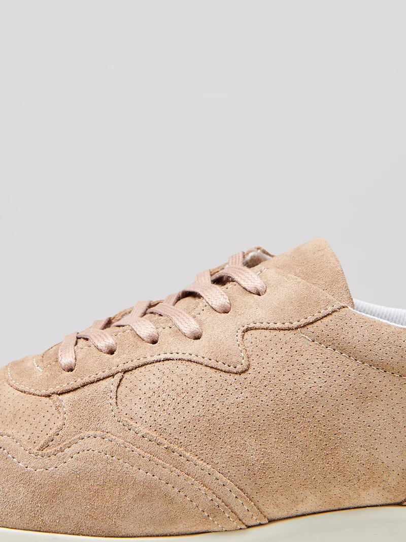 Baskets en cuir