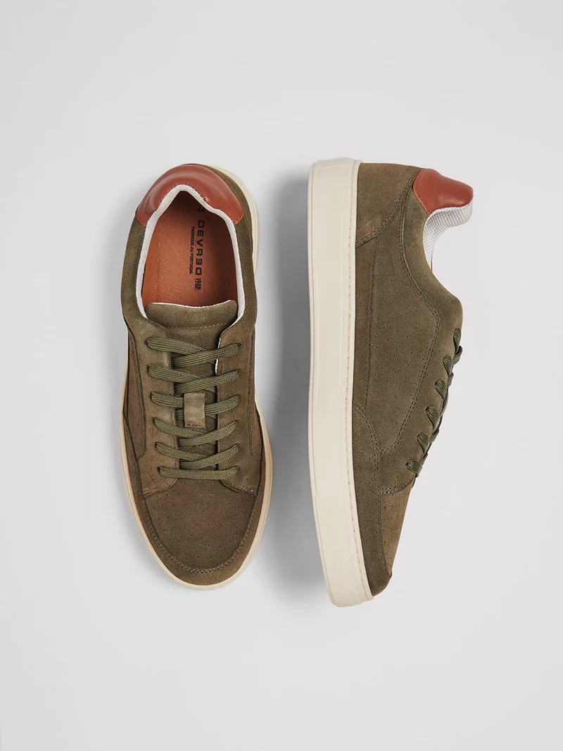 Baskets en cuir