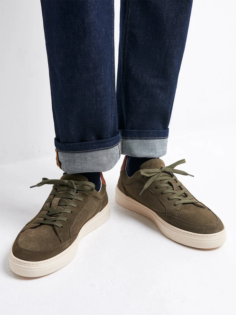 Baskets en cuir