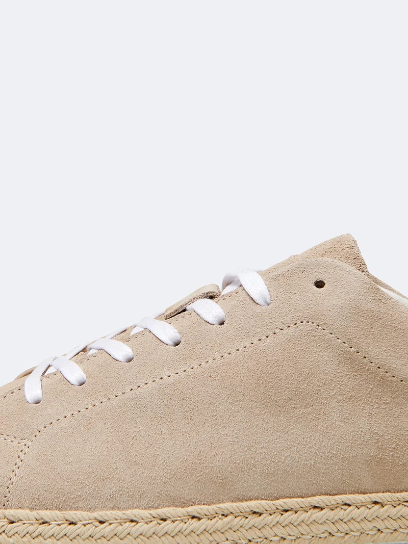 Baskets en cuir