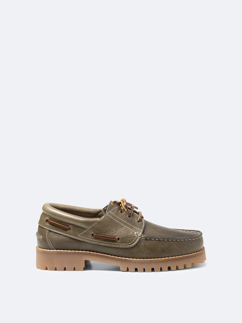 Chaussures bateau en cuir - L'atelier