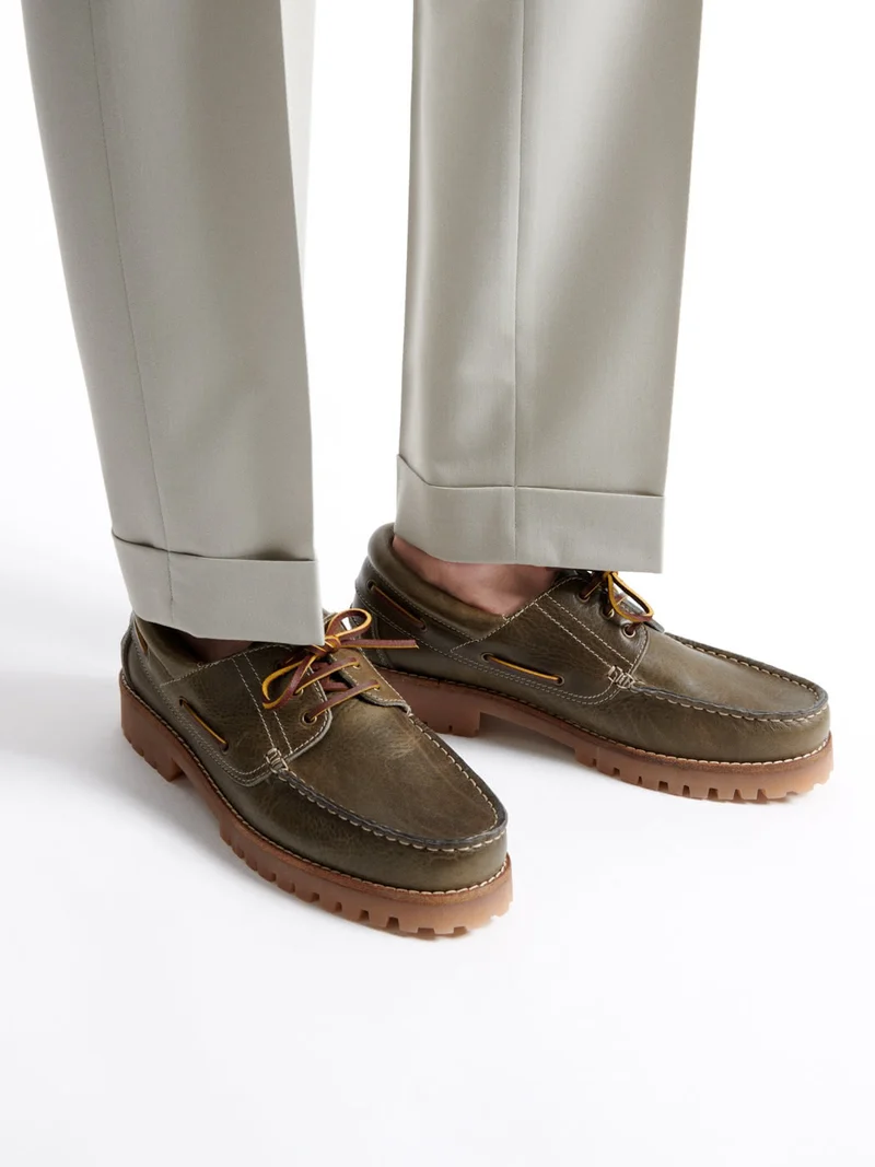 Chaussures bateau en cuir - L'atelier
