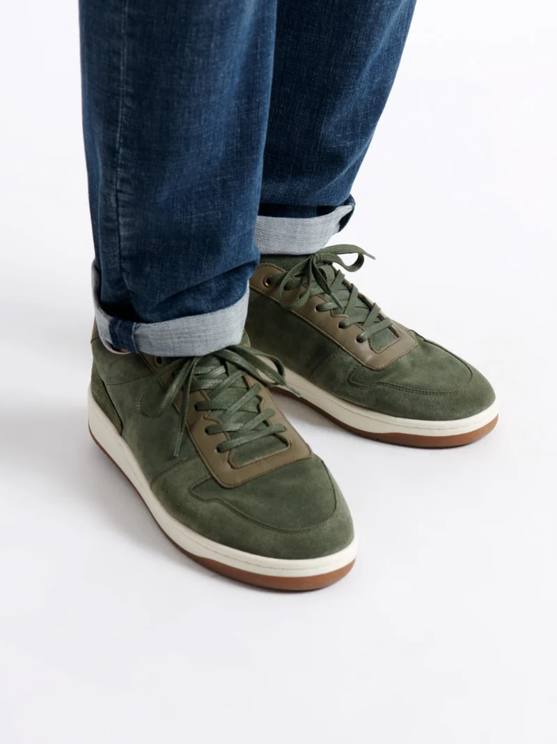 Baskets en cuir