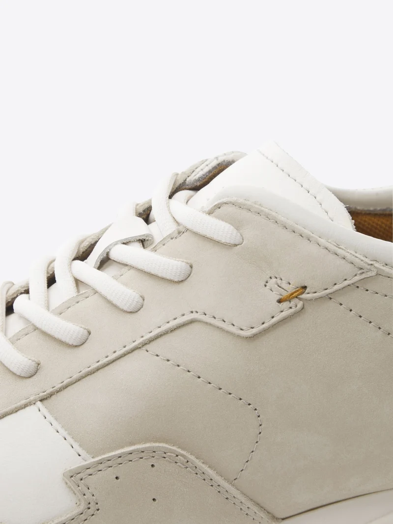 Baskets en cuir