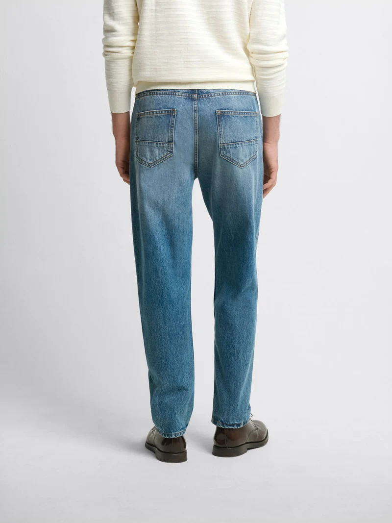 Jean denim coupe carrot