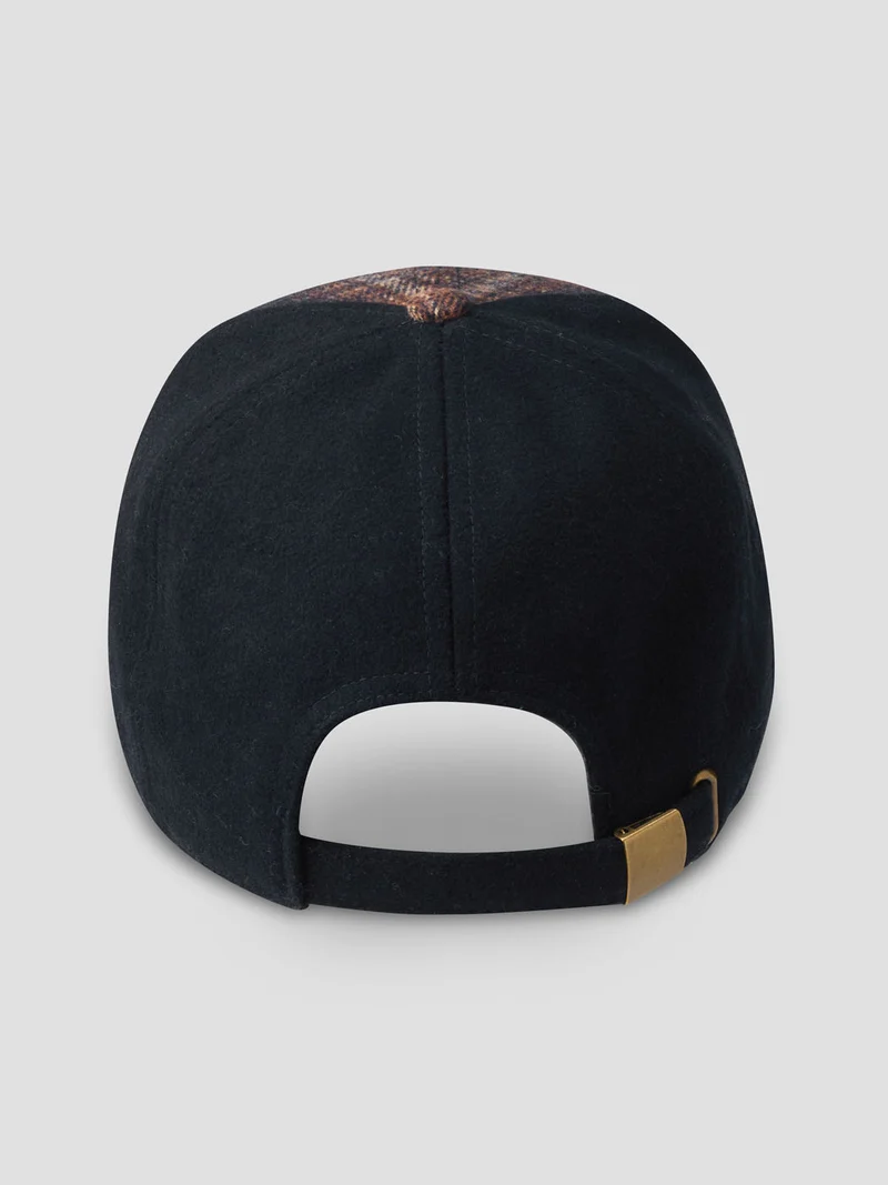 Casquette baseball à carreaux