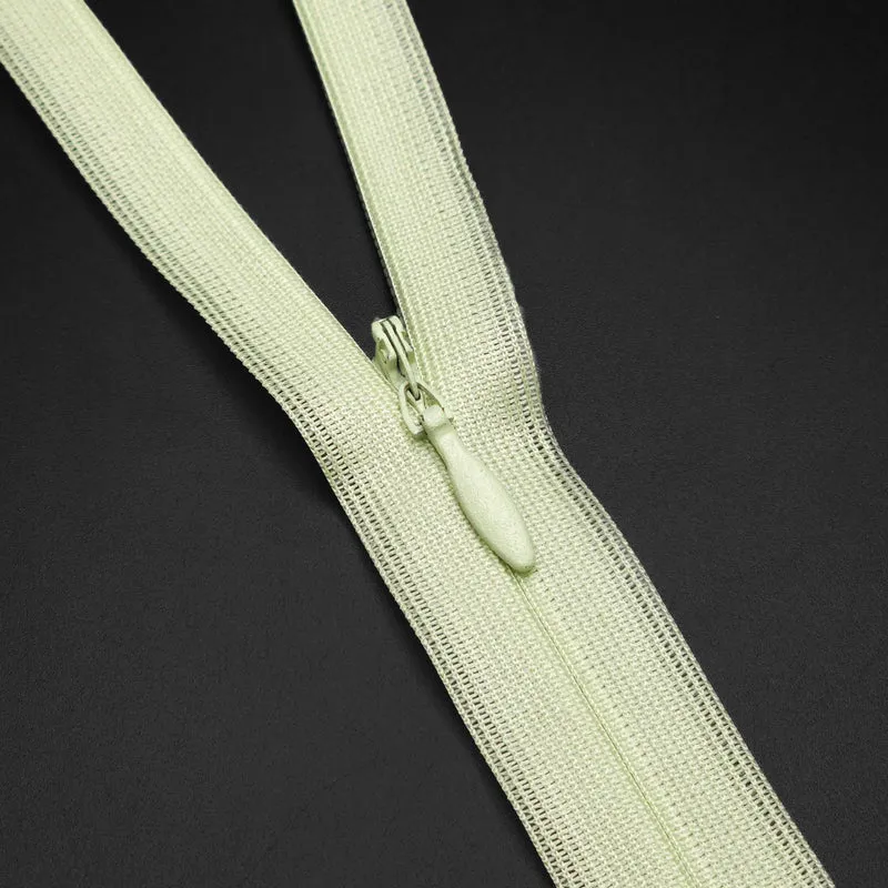 YKK | Fermeture Éclair Invisible à Bout Fermé | #2 | 22 1/2'' - 57 cm