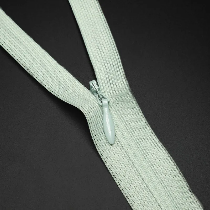 YKK | Fermeture Éclair Invisible à Bout Fermé | #2 | 22 1/2'' - 57 cm