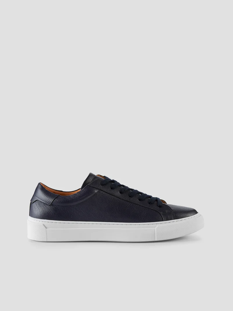 Baskets en cuir