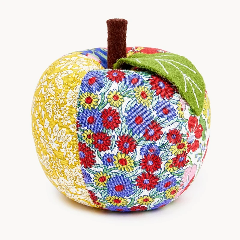 Liberty | Coussin à épingles Pomme | Collection Heirloom