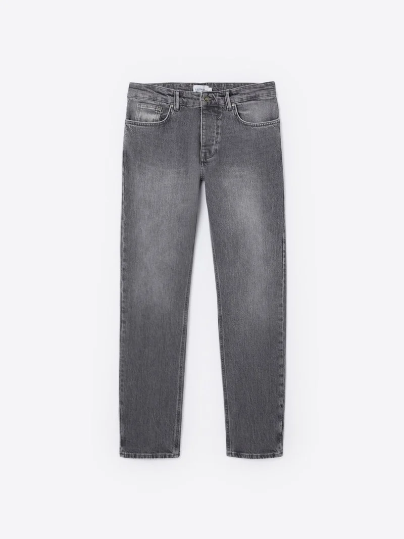 Jean denim regular en coton délavé