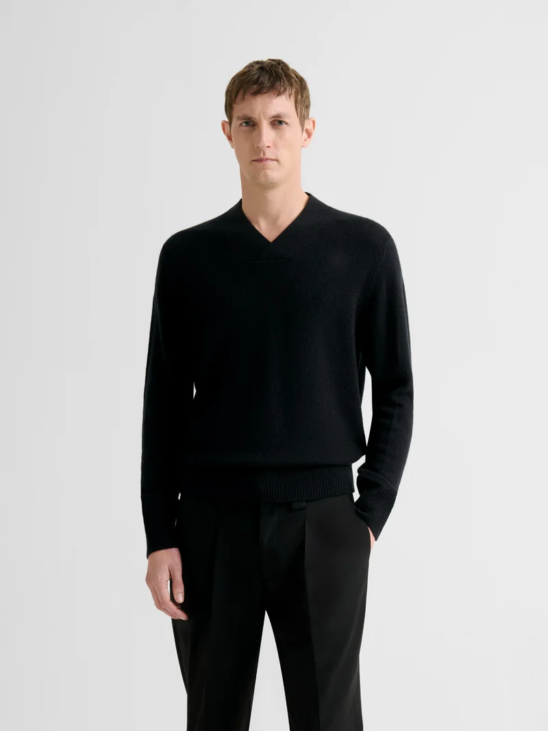 Pull col V en laine et cachemire