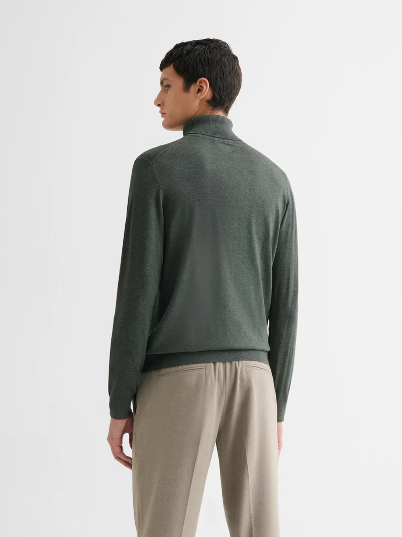 Pull col roulé en jersey