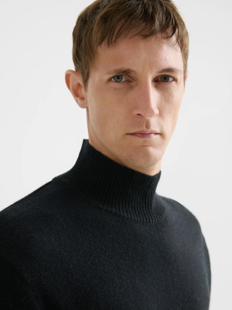 Pull col montant en laine et cachemire