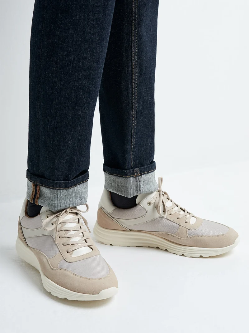 Baskets en cuir et textile
