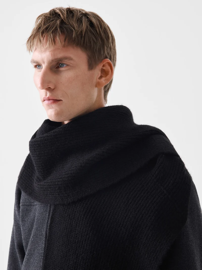 Echarpe capuche en maille - L'atelier