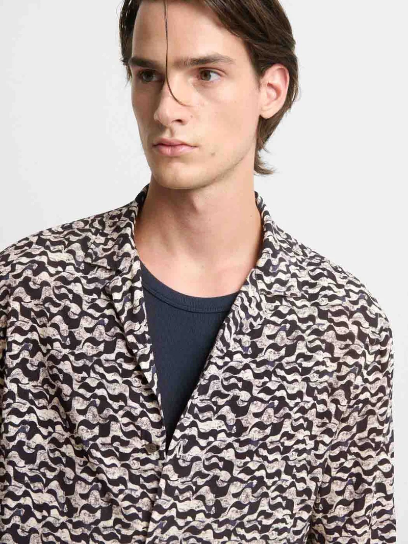Chemise regular à motifs