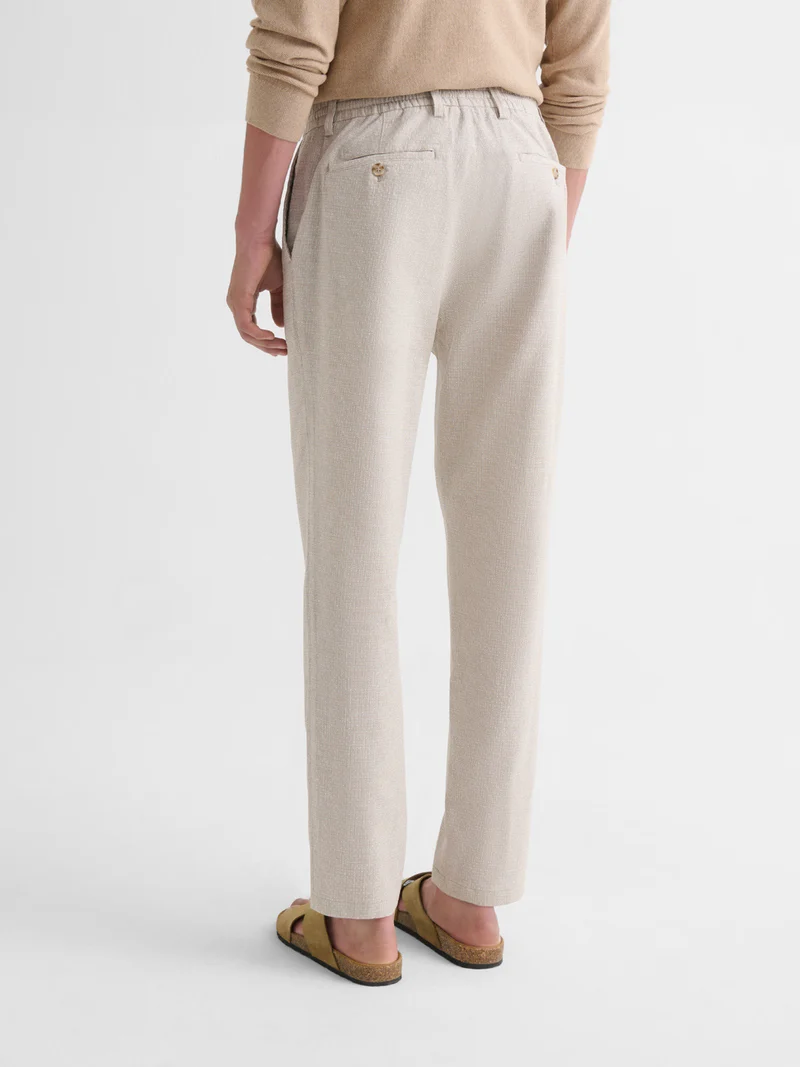 Chino slim en coton lin