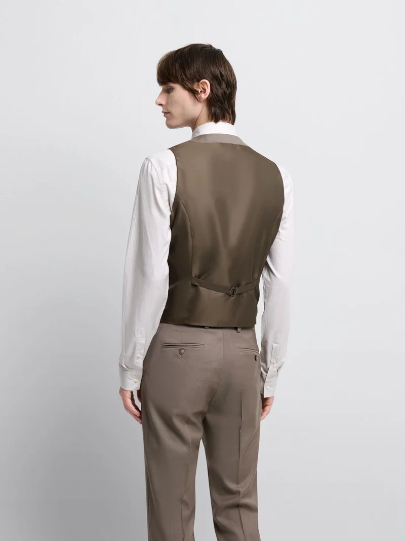 Costume 3 pièces slim en laine marron clair