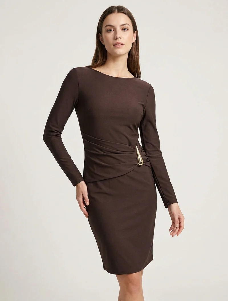 Robe mi-longue à bijou métal - Marron