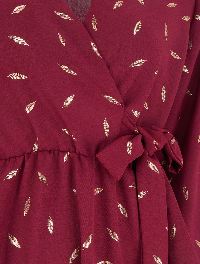 Robe élastiquée à plumes irisées - Lie de vin