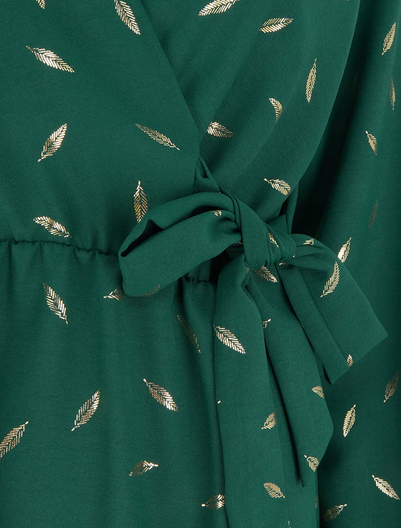 Robe élastiquée à plumes irisées - Vert sapin