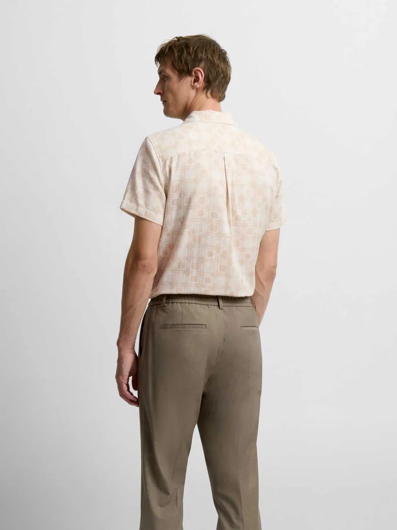 Chemise manches courtes regular à motifs