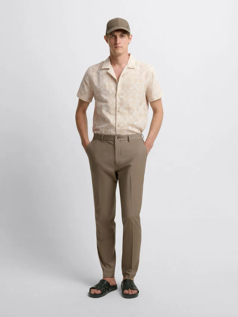 Chino taille semi-élastiquée