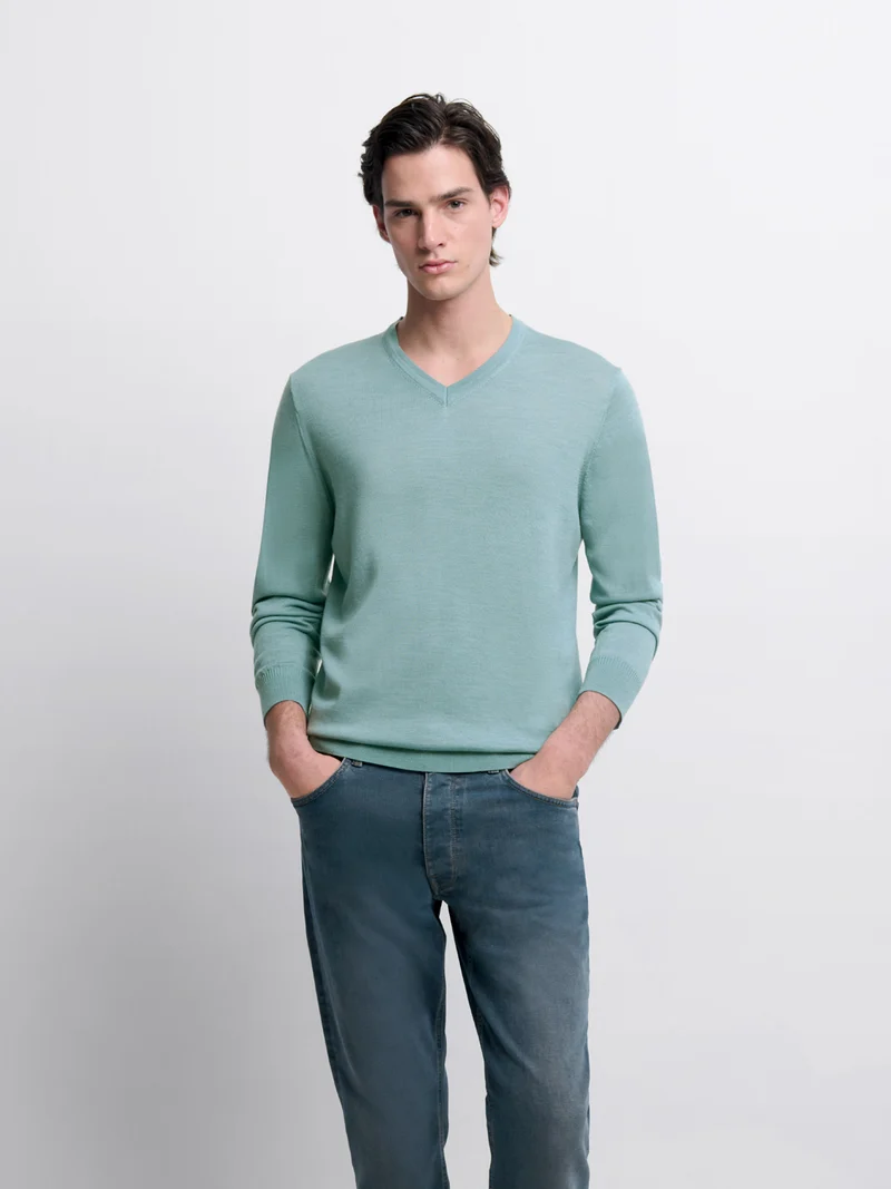 Pull col V en laine Mérinos
