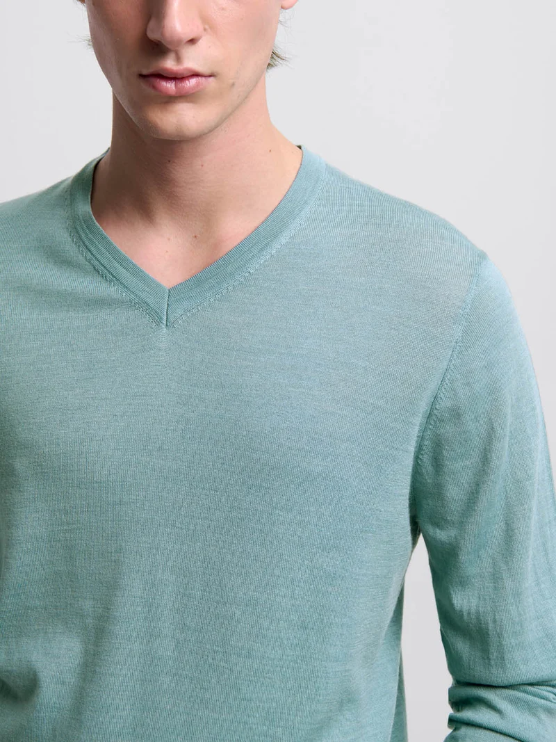 Pull col V en laine Mérinos